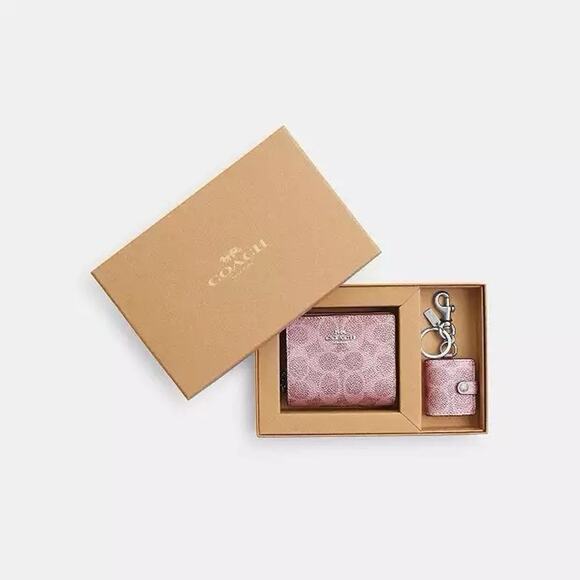 NWT Coach Boxed Snap Wallet and Picture Frame Bag Charm CCL93 pink Holiday Gift - Picture 5 of 8